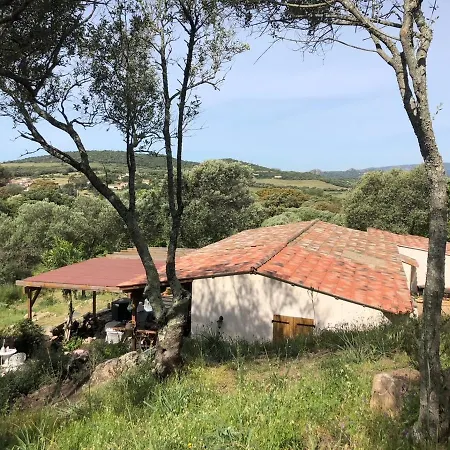 Maison Au Coeur Du Maquis Nyaraló Figari