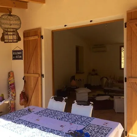 Maison Au Coeur Du Maquis Nyaraló Figari